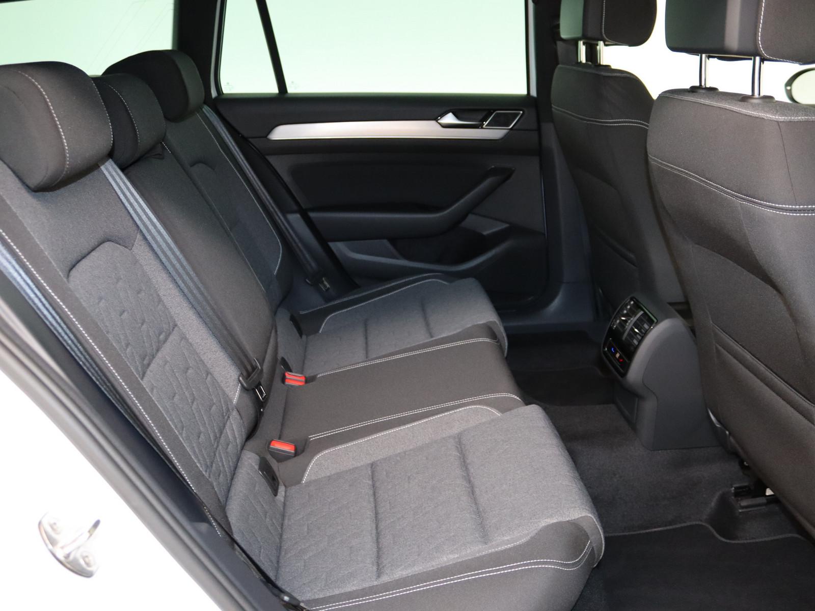Volkswagen Passat 2.0 TSI Business AHK MATRIX-LED, миниатюра 8
