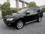 Mitsubishi Outlander 2.2 DI-D TC-SST Instyle DPF - gebrauchte Mitsubishi Outlander aus dem Jahr 2011