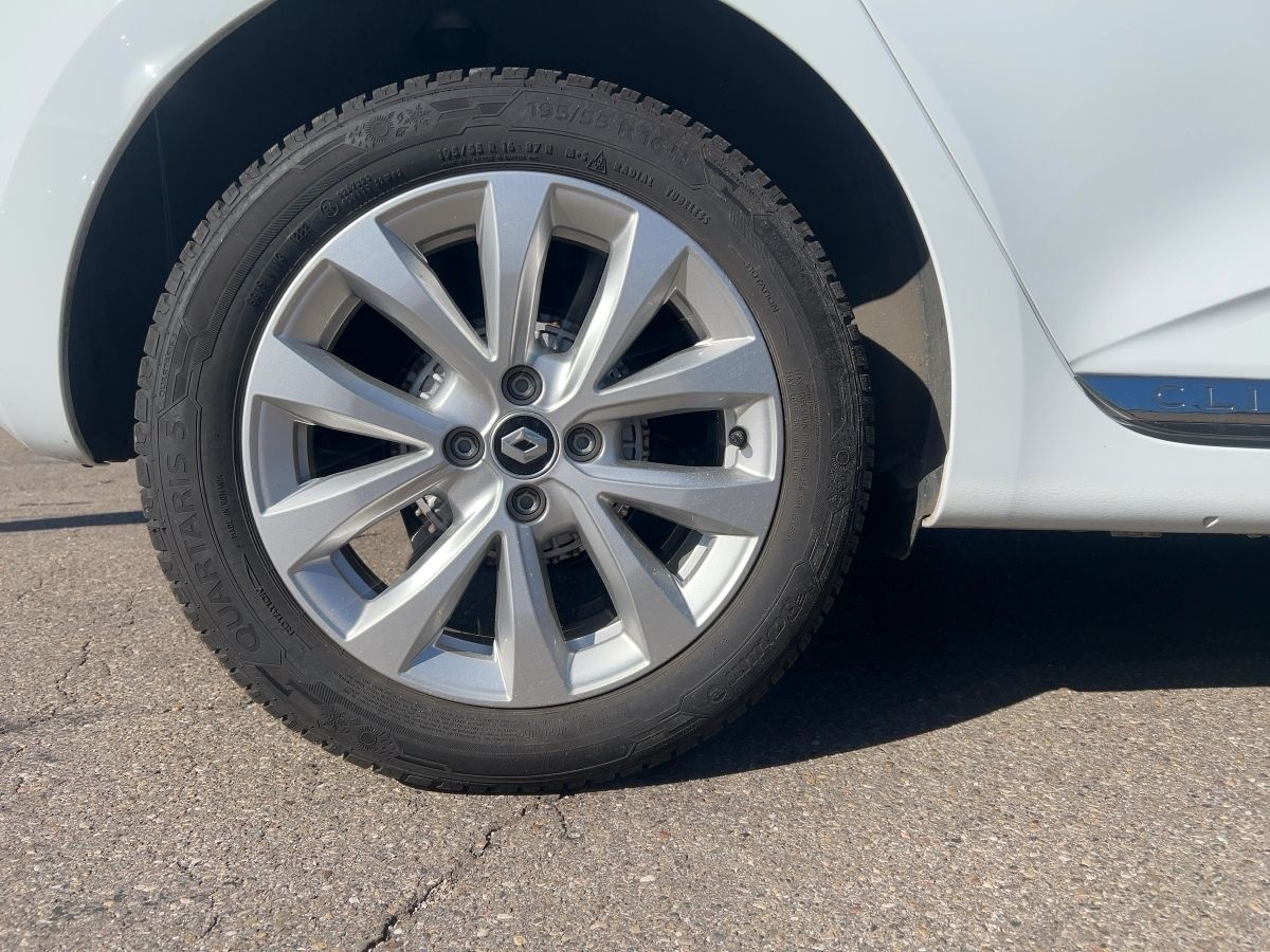 Fahrzeugabbildung Renault Clio INTENS TCe 90 X-tronic Kamera Navi