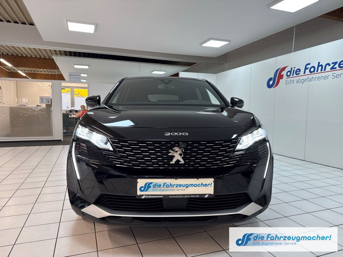 Fahrzeugabbildung Peugeot 3008 Allure Pack 1.5 BlueHDi 130 EU6d Navi Digit