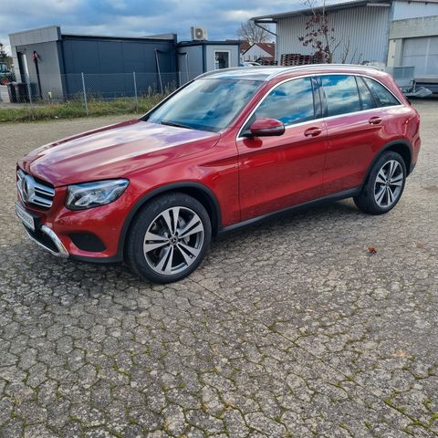 Mercedes-Benz GLC 250  4Matic Panoramd. LED