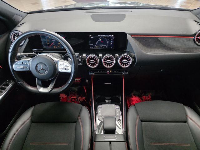 MERCEDES-BENZ GLA 200 — Foto 16