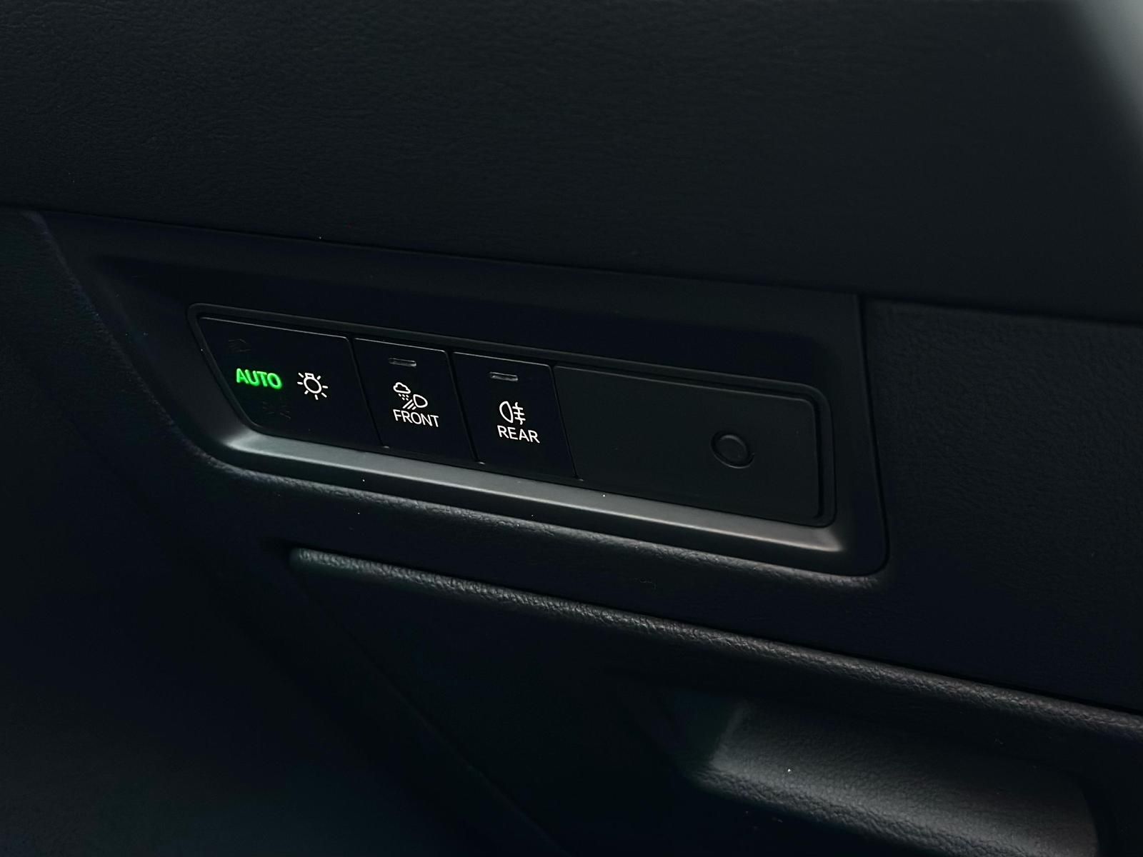 VW Touareg 3.0TDI ELEGANCE 4MOTION LED#AHK#KEYLE#SH - Image 19