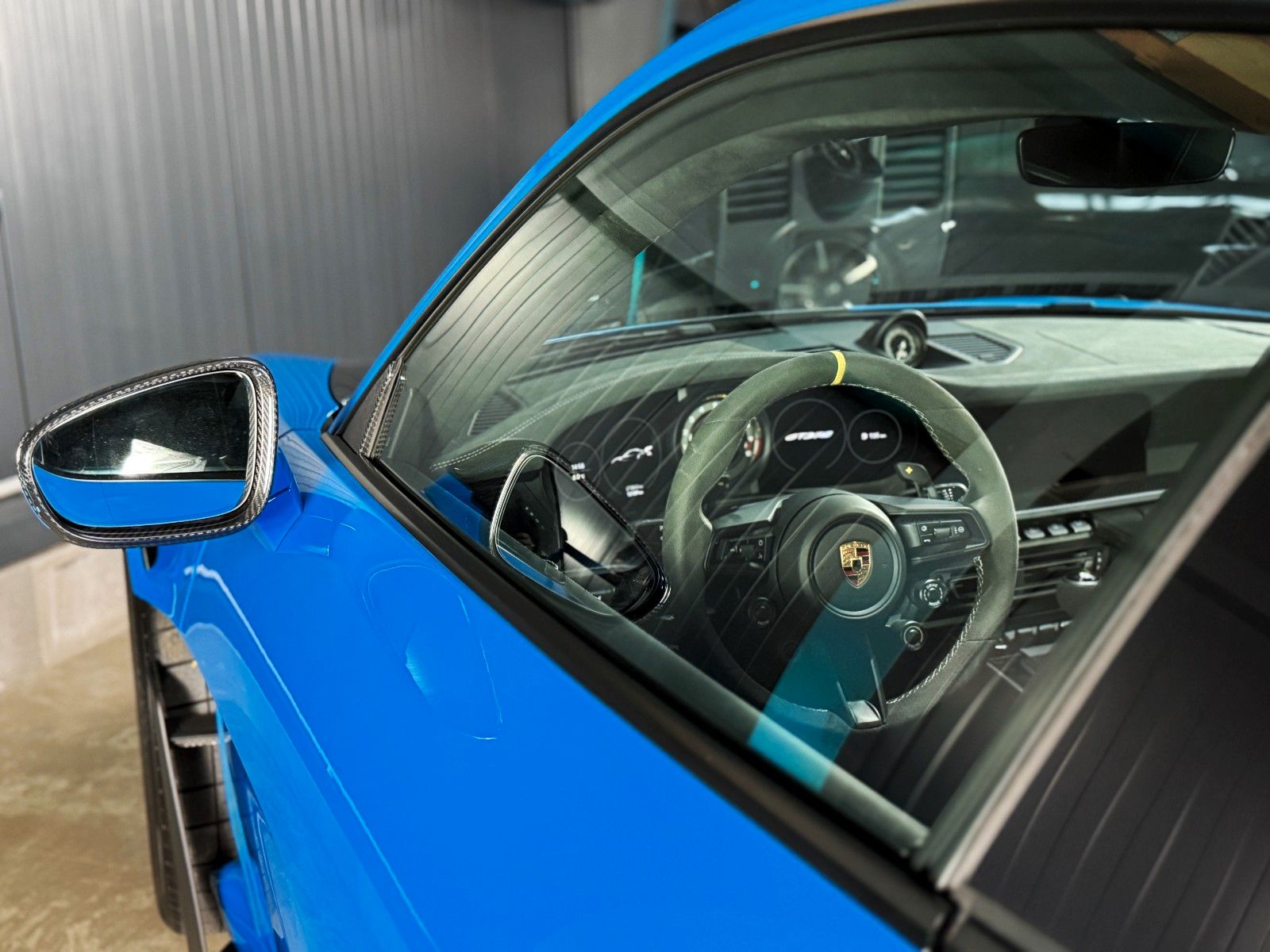 Fahrzeugabbildung Porsche 992 GT3 RS + Approved + Weissach + Sharkblue