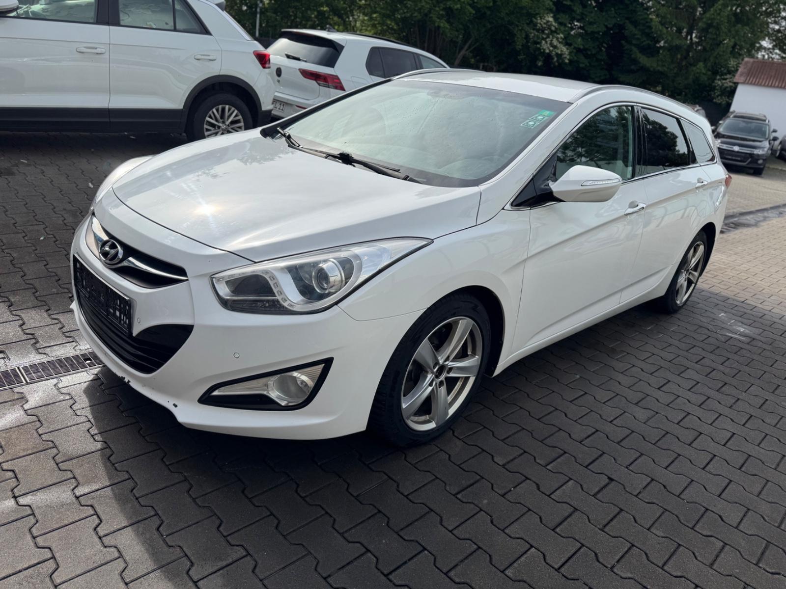 Hyundai i40 cw FIFA World Cup Edition
