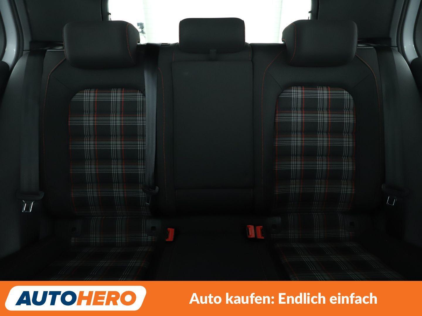 Volkswagen Golf VII 2.0 TSI GTI BlueMotion Tech *NAVI*CAM*