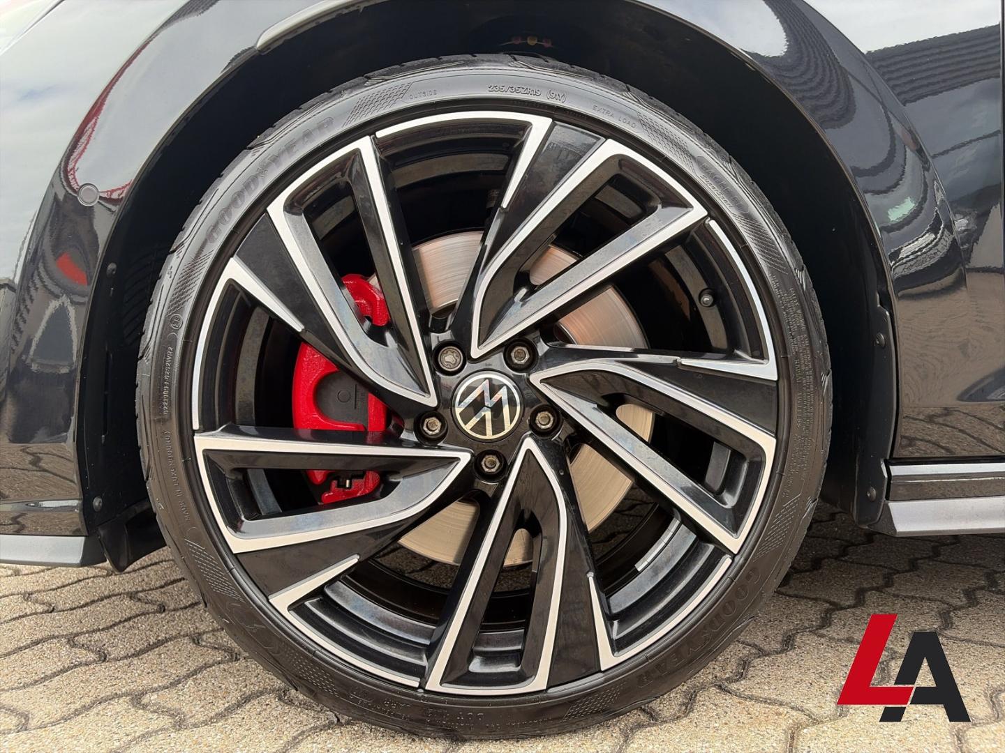 Volkswagen Golf VIII GTI 2,0 TSI DSG 245 PS HUD STHZG AHK N, миниатюра 13