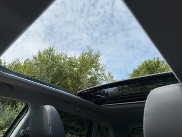 Fotografie 14 des Suzuki Vitara 1.4 Hybrid 'Comfort+' 5 Jahre Garantie*