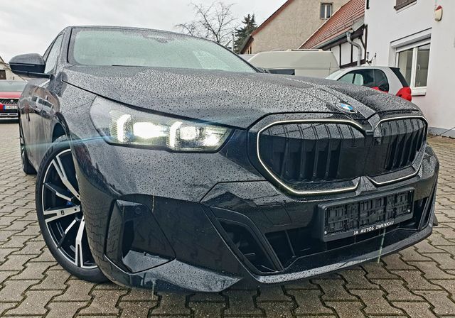 BMW 520 d xDrive M Sport,LED,Navi,Panorama,YouTube!!