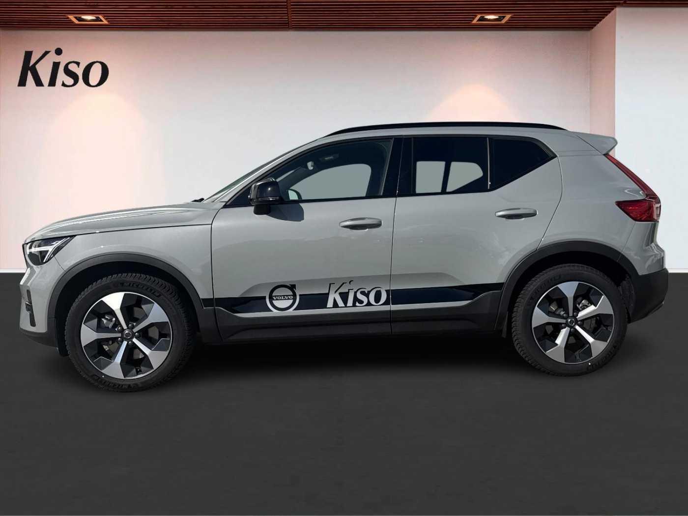 Volvo XC40 Plus Dark
