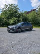 Ford Focus ST Mk4 Limo - Performance & Individualität - Ford: Mk4