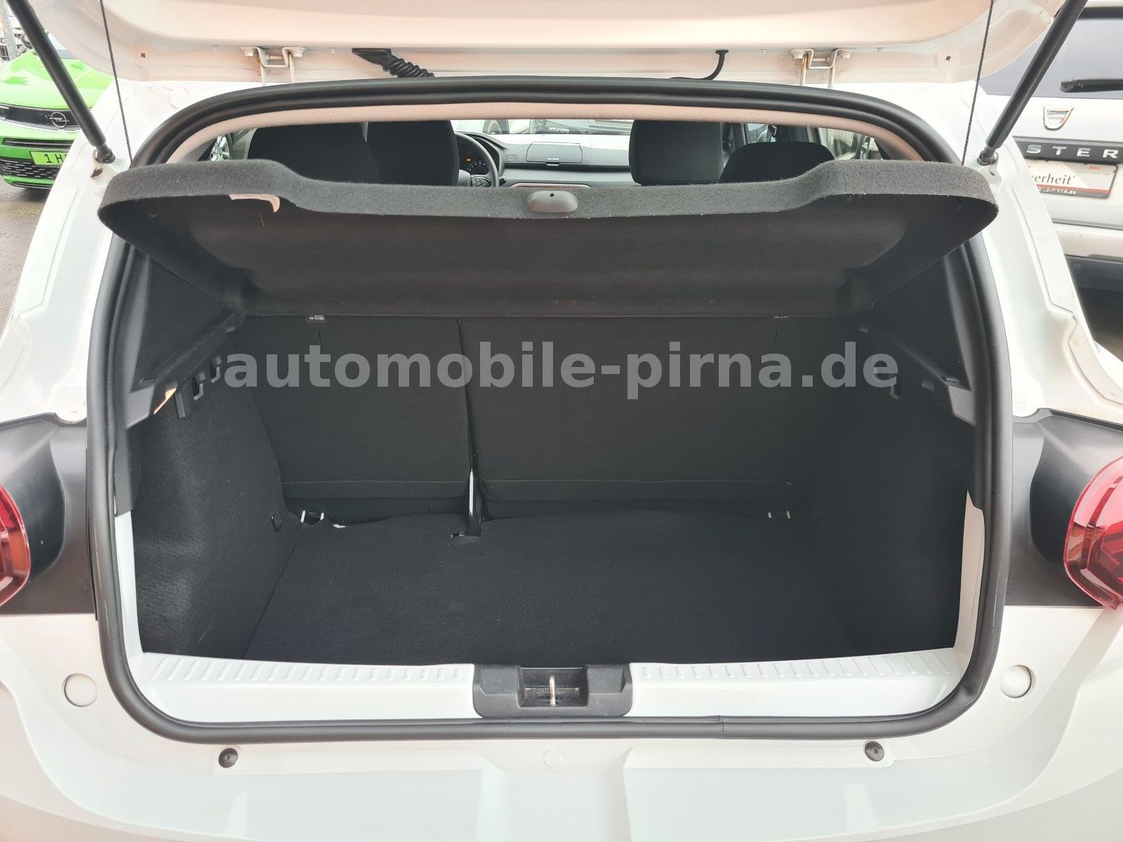 Sandero III Stepway Essential TCe 90 +AC/LED