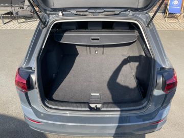 Volkswagen Golf - 11