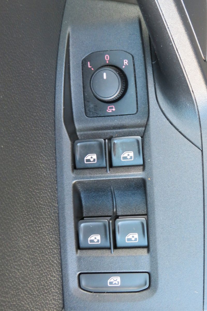 Fahrzeugabbildung SEAT Arona Style DSG FULL-LINK SITZH KAMERA GJ ACC 1H