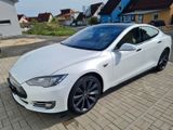 Tesla Model S 90D - - Tesla Model S aus 2015