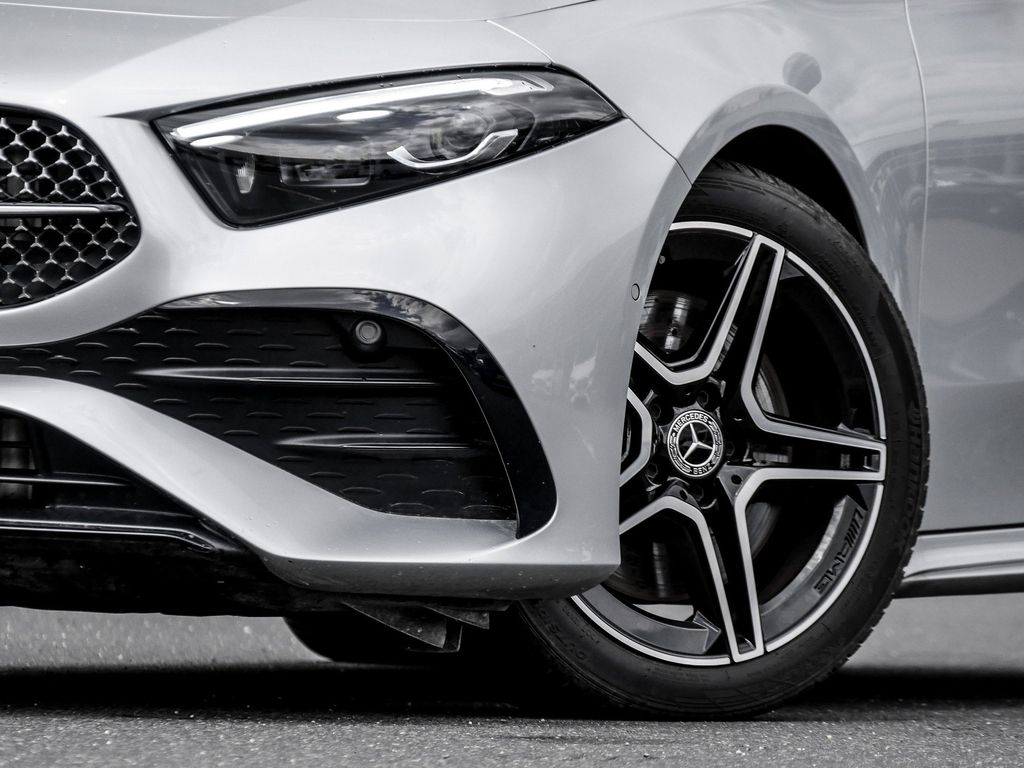 Mercedes-Benz A 250 4M Limo |AMG|NIGHT|DISTR|KEYL|NAVI|MBeam