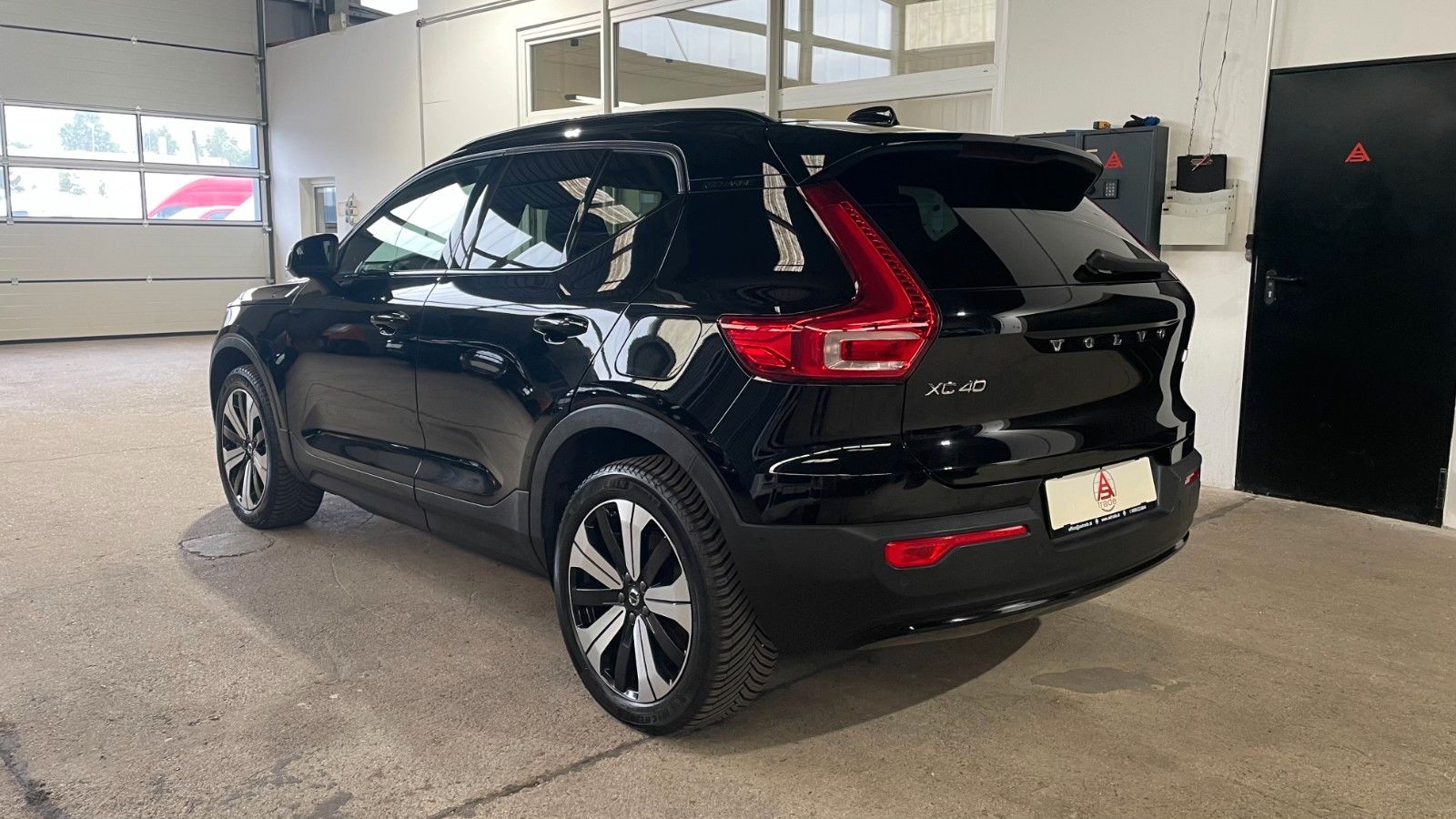 Volvo XC40 Ultimate 78kWh*Recharge Pure AWD*PANO* imagem 3