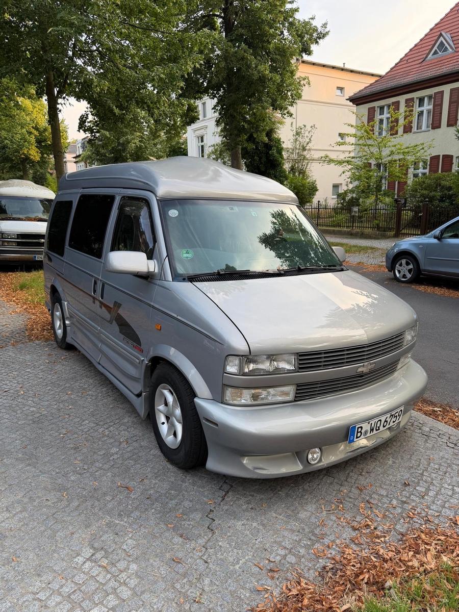 Chevrolet Astro 4WD