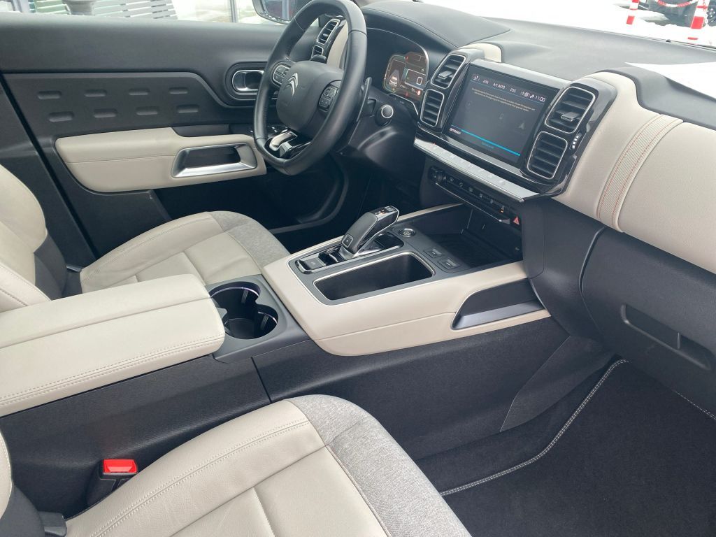 Fahrzeugabbildung Citroën C5 Aircross Pure Tech 180 S&S EAT8 SHINE *Automa