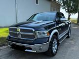 Dodge RAM 1500 Laramie V8 5.7 - Dodge RAM mit LPG-Antrieb: Geländewagen, 5.7