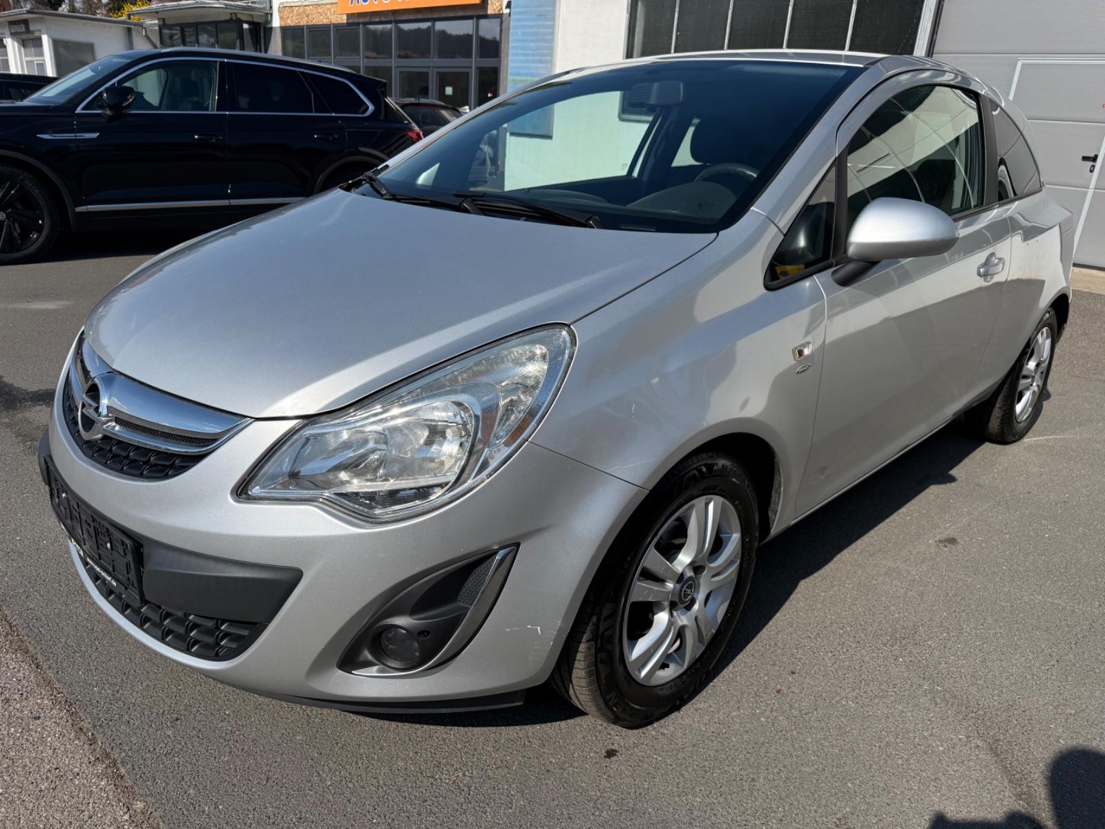 Opel Corsa D 1.2 Satellite Klima Scheckheft 8-fach!