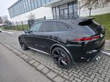 Jaguar F-Pace SVR | 22" | HUD | PANO | MERIDIAN - Jaguar F-Pace in Frankfurt (Main)