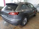Volkswagen Touareg 3.0 TDI Tiptronic 4Motion DAB+ Navi Rück - Volkswagen Gebrauchtwagen in Frankfurt
