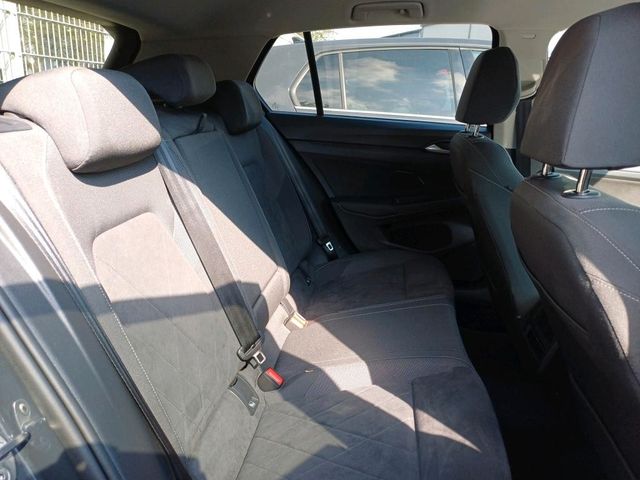 Golf 1.5 eTSI Style KAMERA SOUNDSYSTEM
