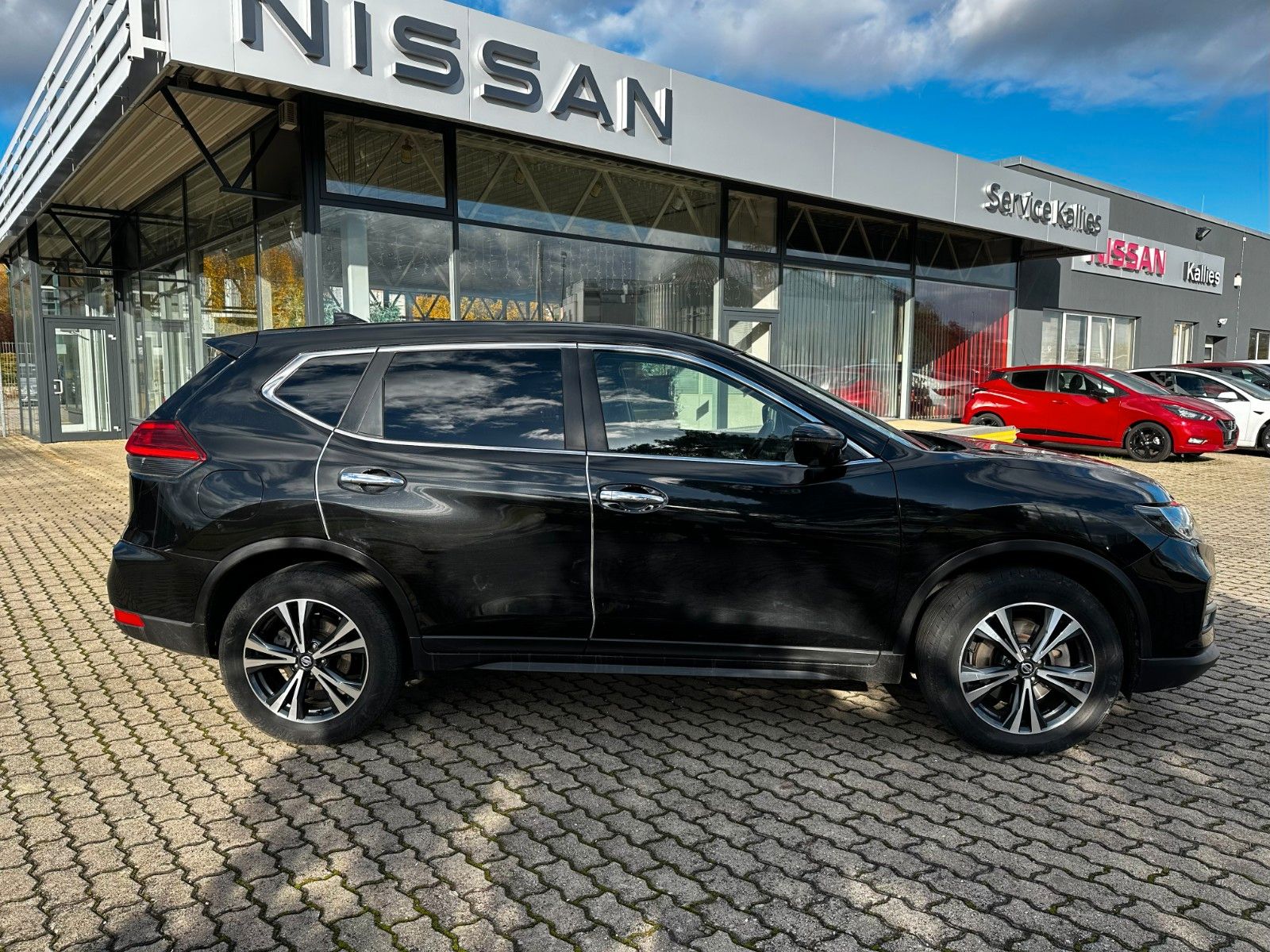 Fahrzeugabbildung Nissan X-Trail N-Way 4x4