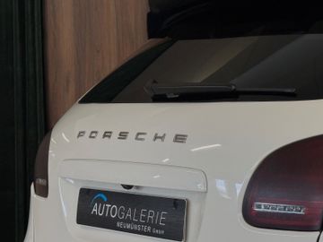 Porsche Cayenne - 8