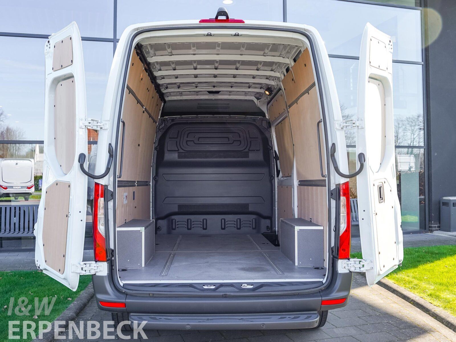 Fahrzeugabbildung Mercedes-Benz Sprinter 317 CDI L2H2 Hochdach 9G 360°-Kamera