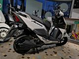 Suzuki AVENIS 125 TOP PREISLEISTUNG ab 16 J. fahrbar - SUZUKI T 125