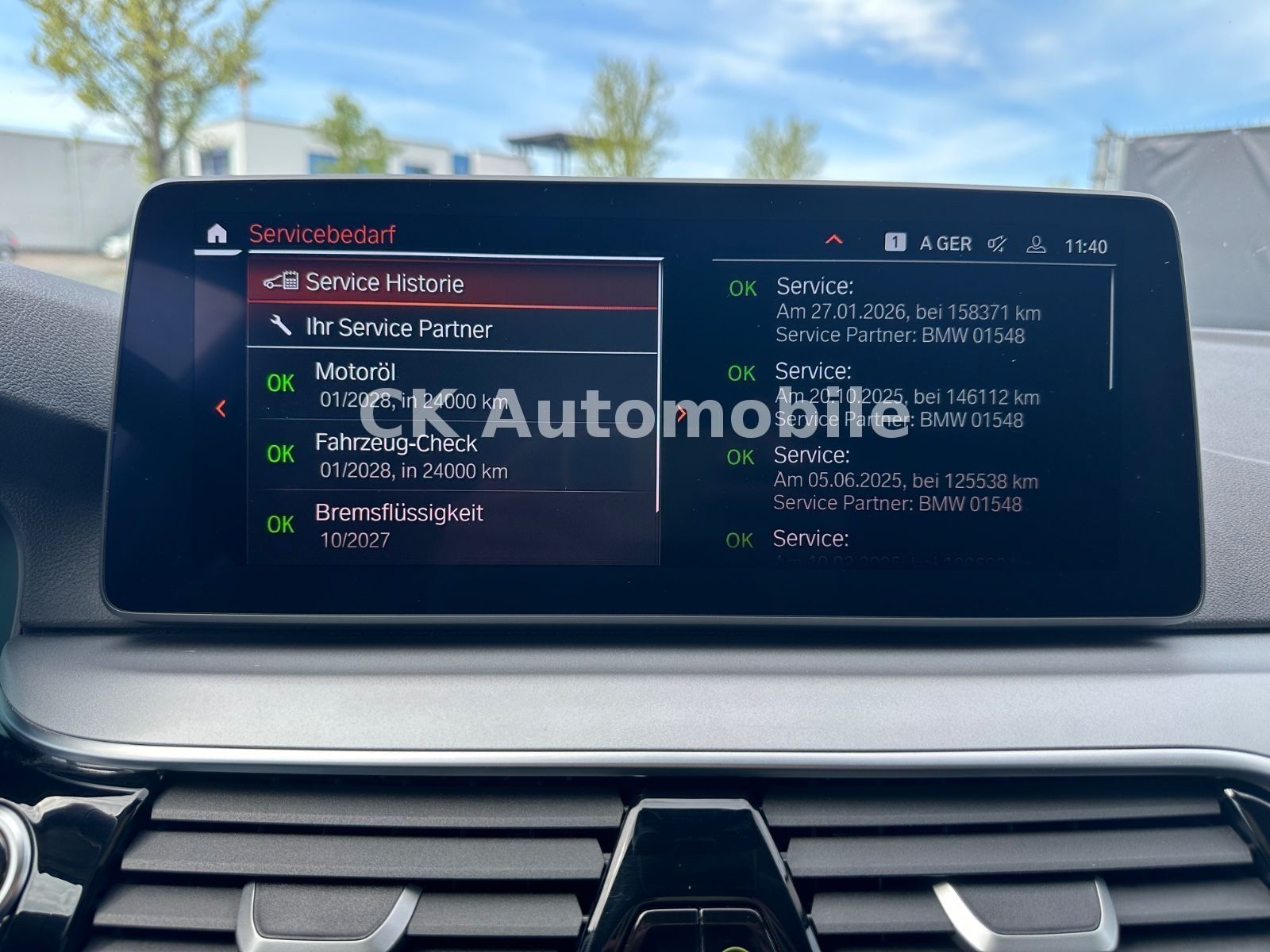 Fahrzeugabbildung BMW 520d Touring/Navi/Leder/Head-Up/Kamera/LED/ACC