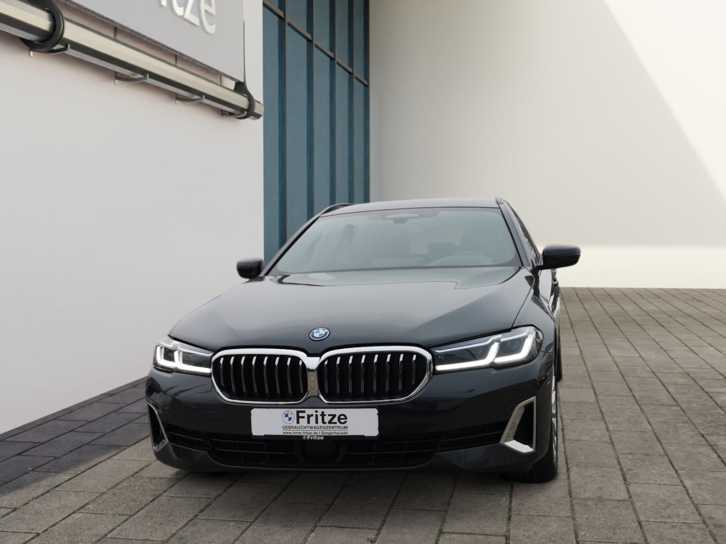 BMW 530 e Touring Luxury Line LASER+LEDER+NAVI+H&K