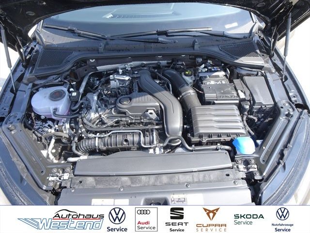 Fahrzeugabbildung SKODA Octavia Combi Sportline 1.5l TSI mHEV 110kW DSG