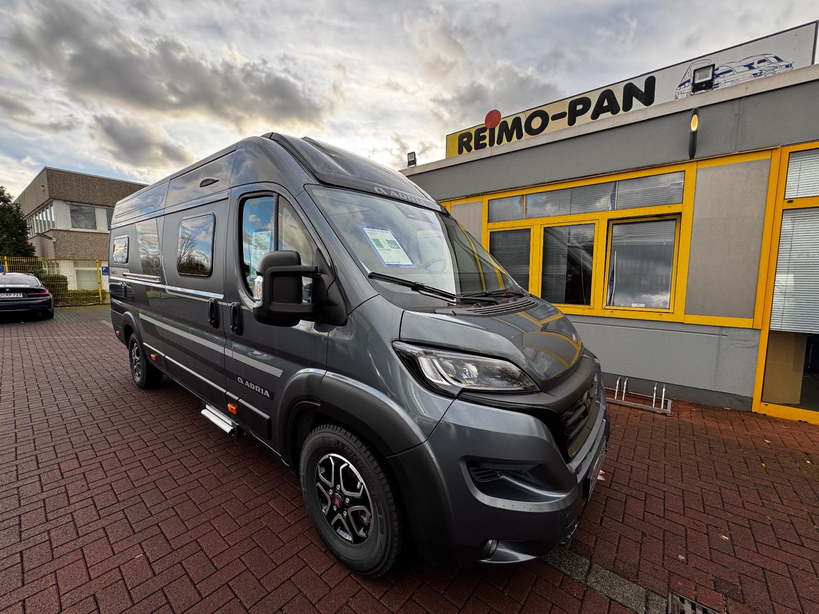 Adria Twin Supreme 640 SGX, 180, Automatik, Navi