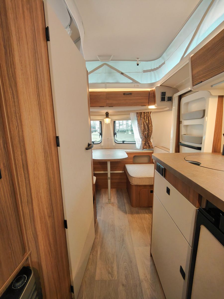 Fahrzeugabbildung HYMER / ERIBA / HYMERCAR Touring 430 - 5.494€ sparen!