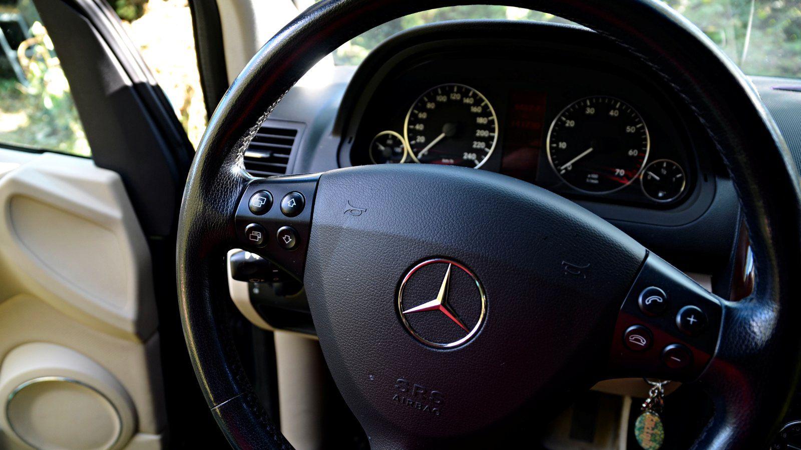 Mercedes-Benz A200 2005 — photo 13