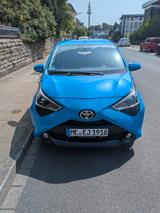 Toyota Aygo (X) 1,0-l-VVT-i Team Deutschland Team D... - Toyota Aygo (X) in Wuppertal