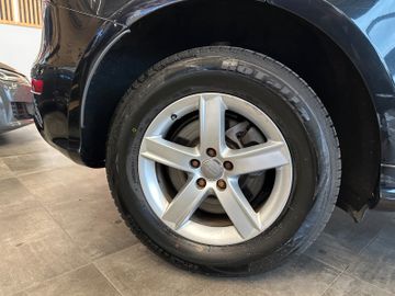 Audi Q5 3.2 FSI quattro *Kamera*Klima*Xenon*Panorama*