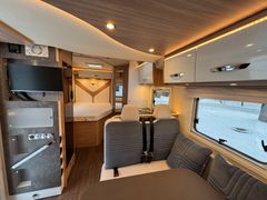 BUERSTNER Lyseo M 660 Harmony Line-Mercedes-Aut.-Dachklima