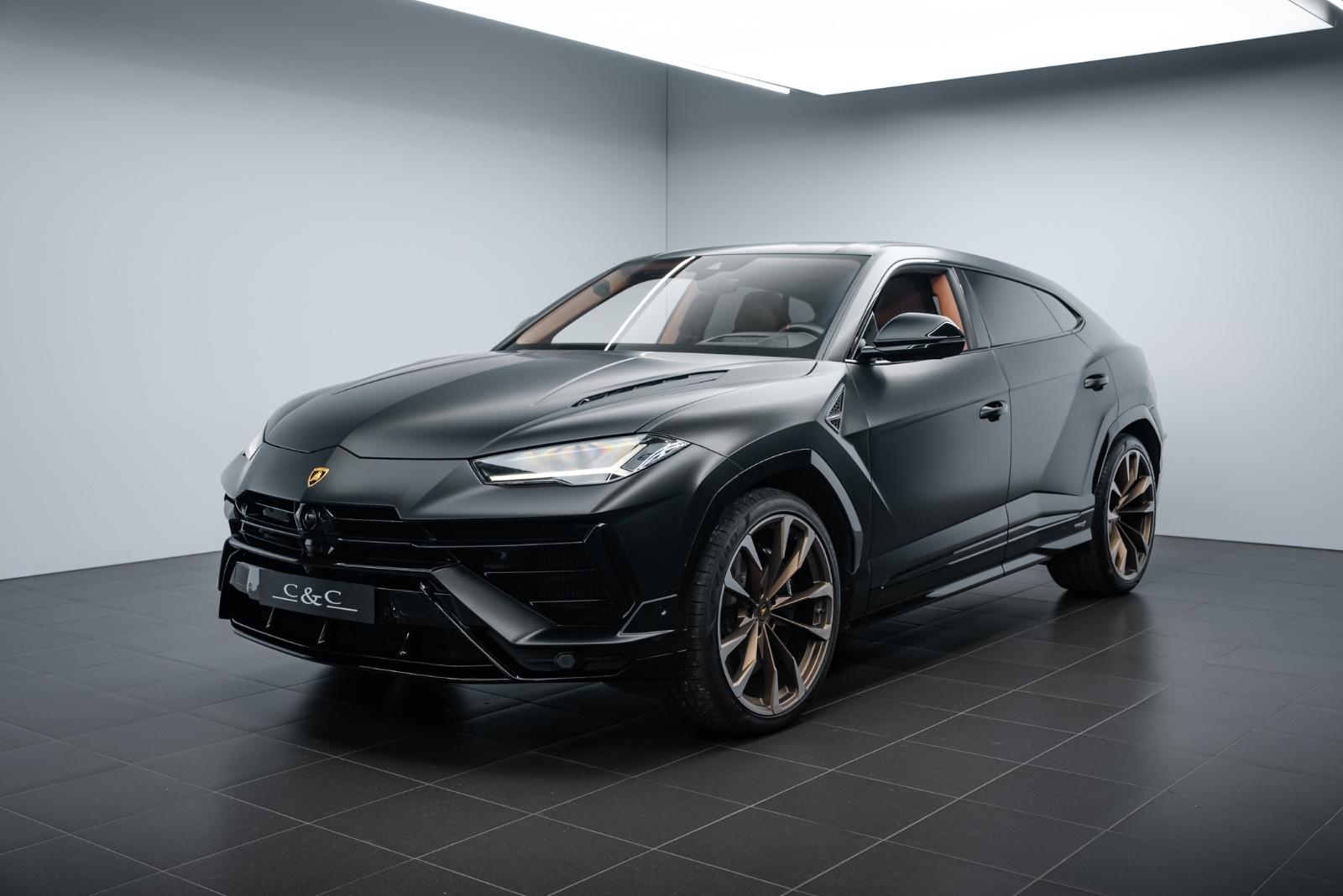 Lamborghini Urus S CARBON/B&O/AKRAPOVIC/PANO/23"/STYLE