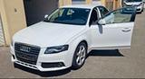 Audi A4 2.0 TDI (DPF) multitronic Ambition - Audi A4 aus 2010 mit Diesel-Antrieb: Limousine