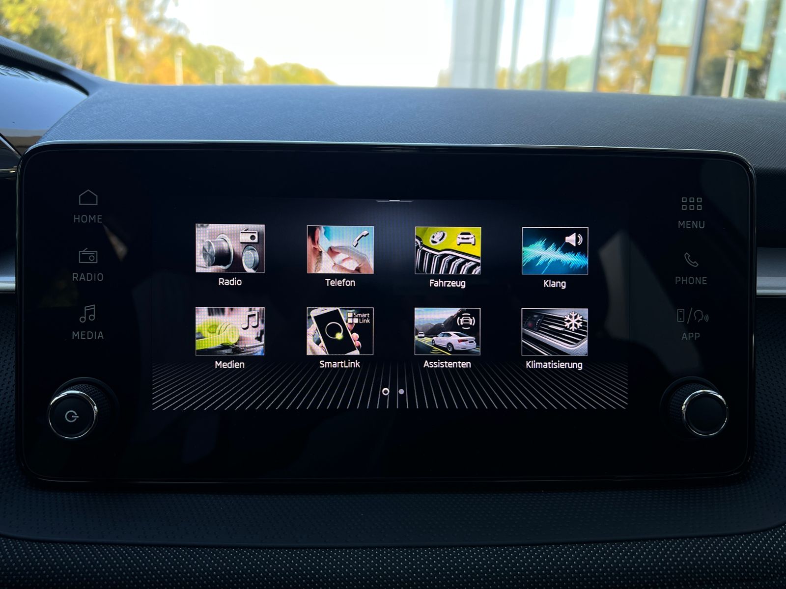 Fahrzeugabbildung SKODA Fabia Selection 1.0 TSI DSG *LED, SmartLink, Kam