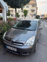 Toyota Corolla Verso 2.2-l-D-CAT Executive Executive - Toyota Corolla Verso: D Cat
