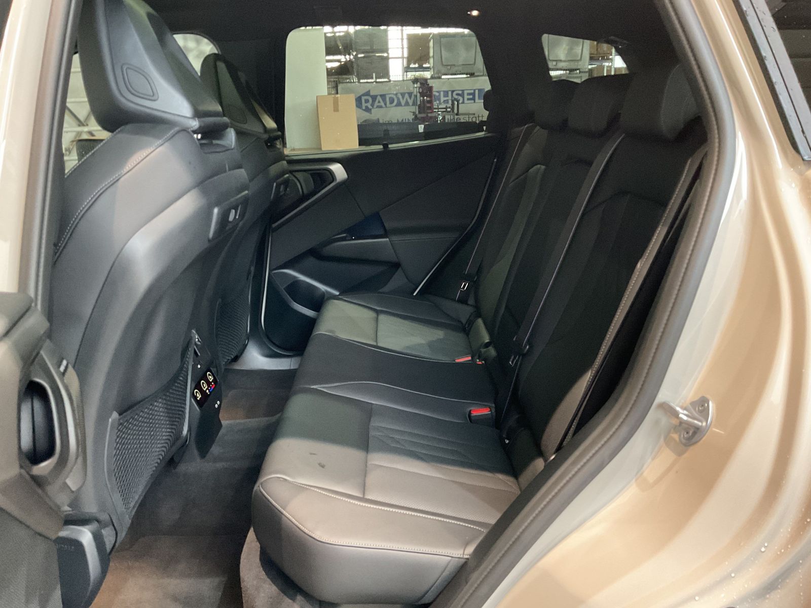 Fahrzeugabbildung BMW X3 20 xDrive M Sportpaket HK HiFi DAB LED