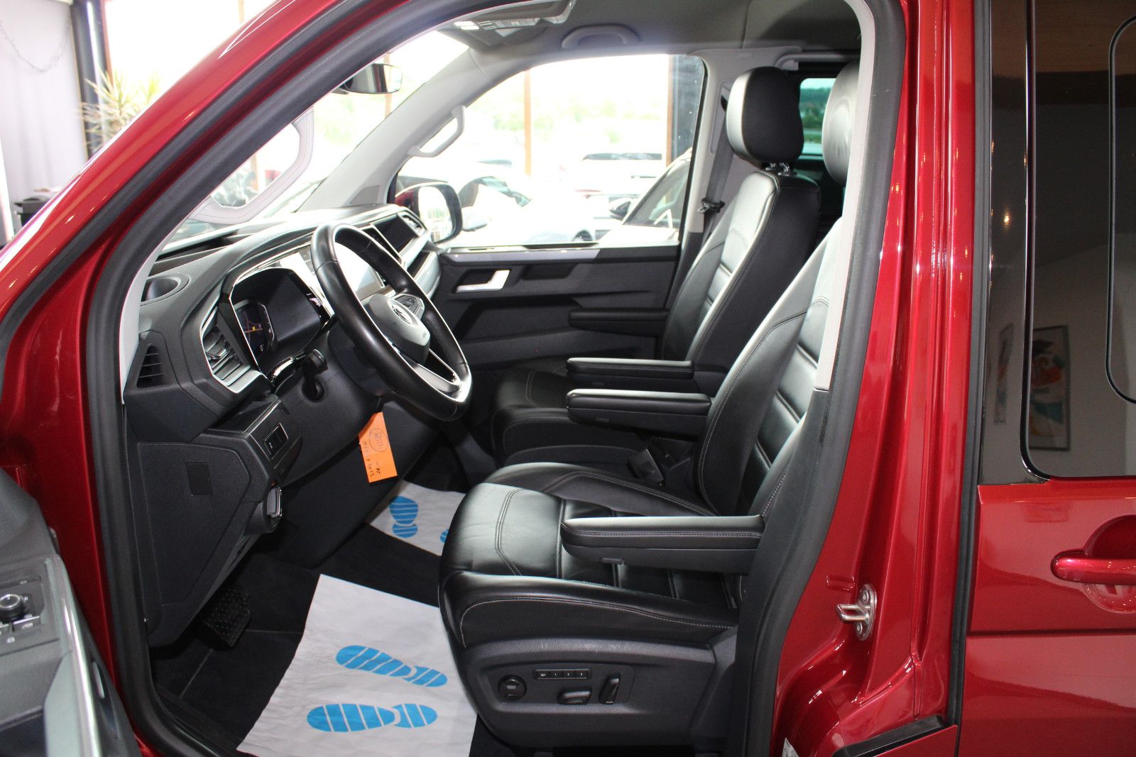 Volkswagen T6.1 Multivan 2.0 TDI DSG 4MOTION Generation Six foto 5