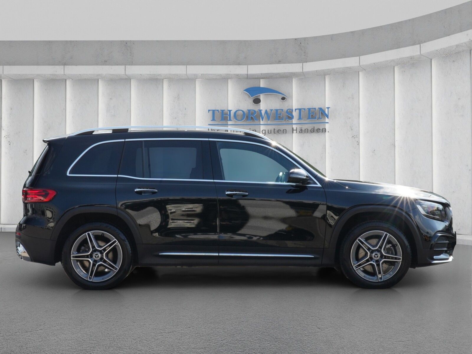 Mercedes-Benz GLB 250 4Matic AMG Line Memory Winter 360° Kamer foto 9