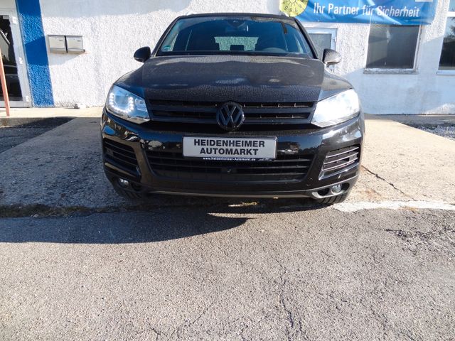 Fahrzeugabbildung Volkswagen Touareg V6 TDI/Xenon/Leder/Kam/Luft/2.Hd/AHK/Nav