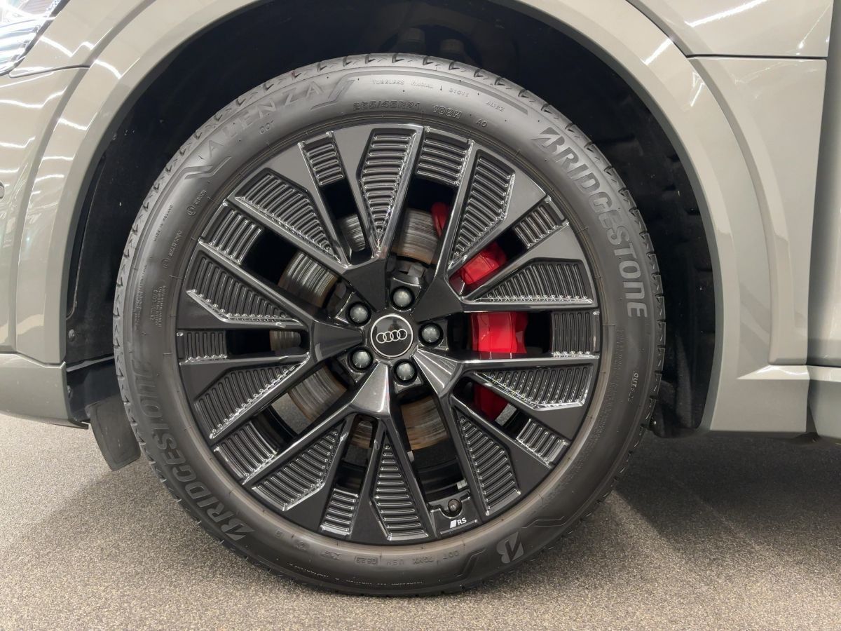 Audi Q8 e-tron - Bild 15